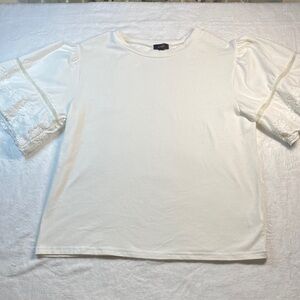 OnTwelfth White Top with Lace Sleeves